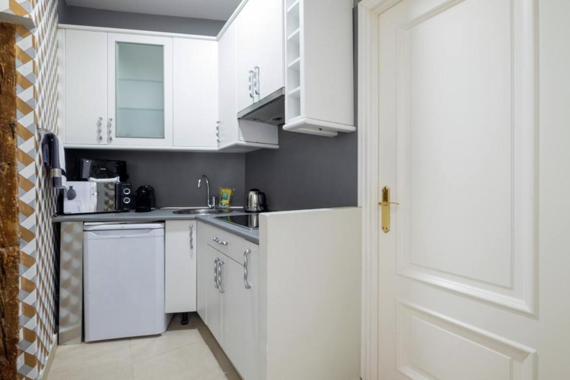 1 Bedroom 1 Bathroom Furnished - Sol - Bright Refurbished - Mintystay 마드리드 외부 사진
