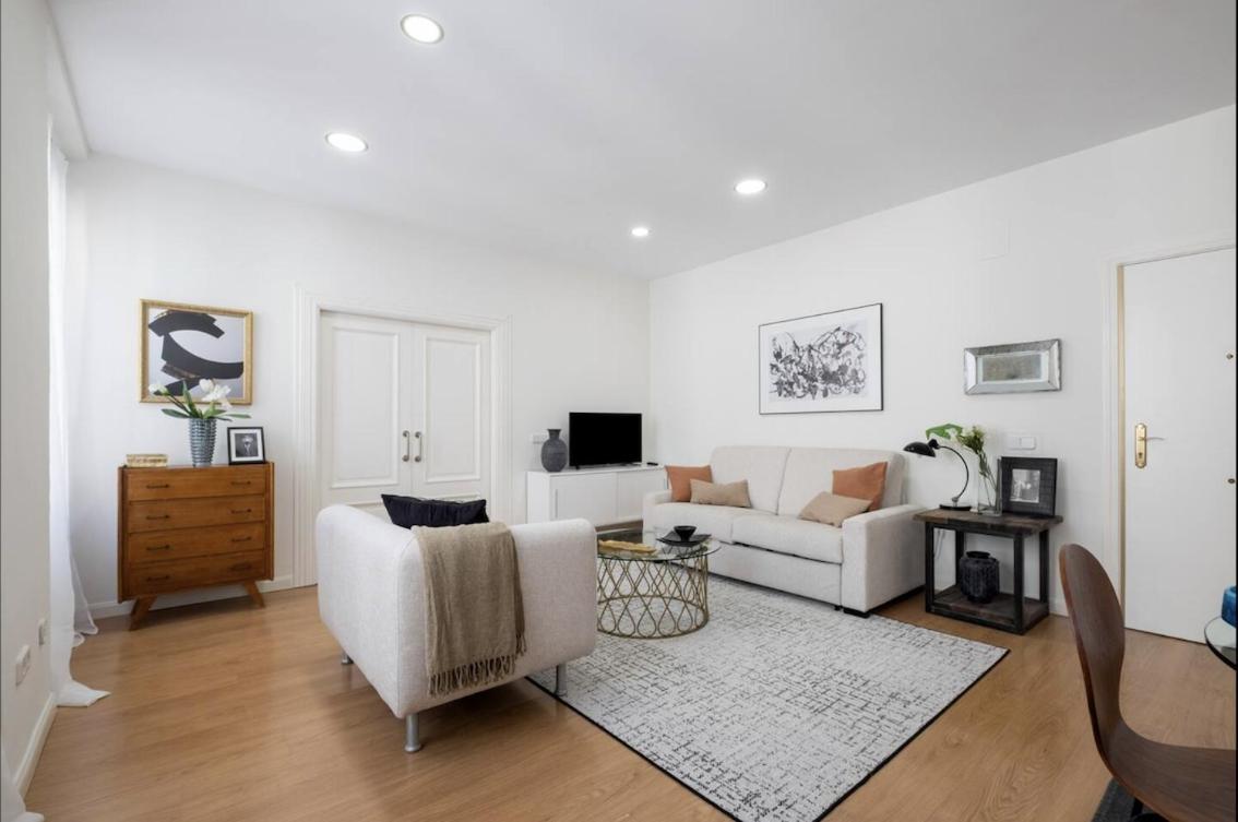 1 Bedroom 1 Bathroom Furnished - Sol - Bright Refurbished - Mintystay 마드리드 외부 사진